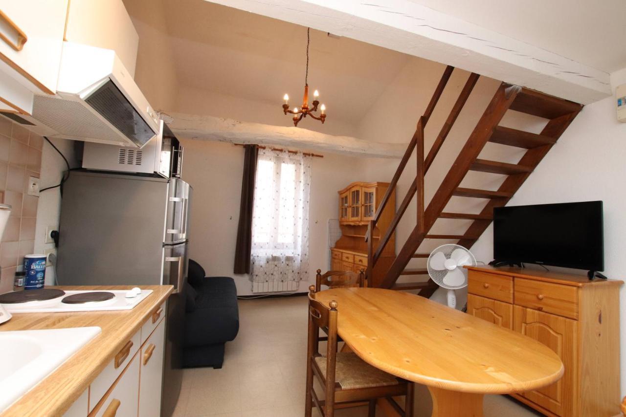 Charmant Appart 4 Personnes Plein Centre Riez Exterior foto